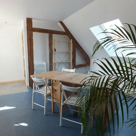 Familial De 40m2 Apartman